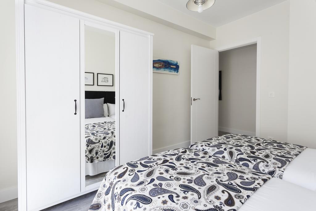 Pacific - Iberorent Apartments Сан Себастиан Екстериор снимка